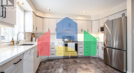 Residential - Single Family Home - Waterloo, Canada - Canada