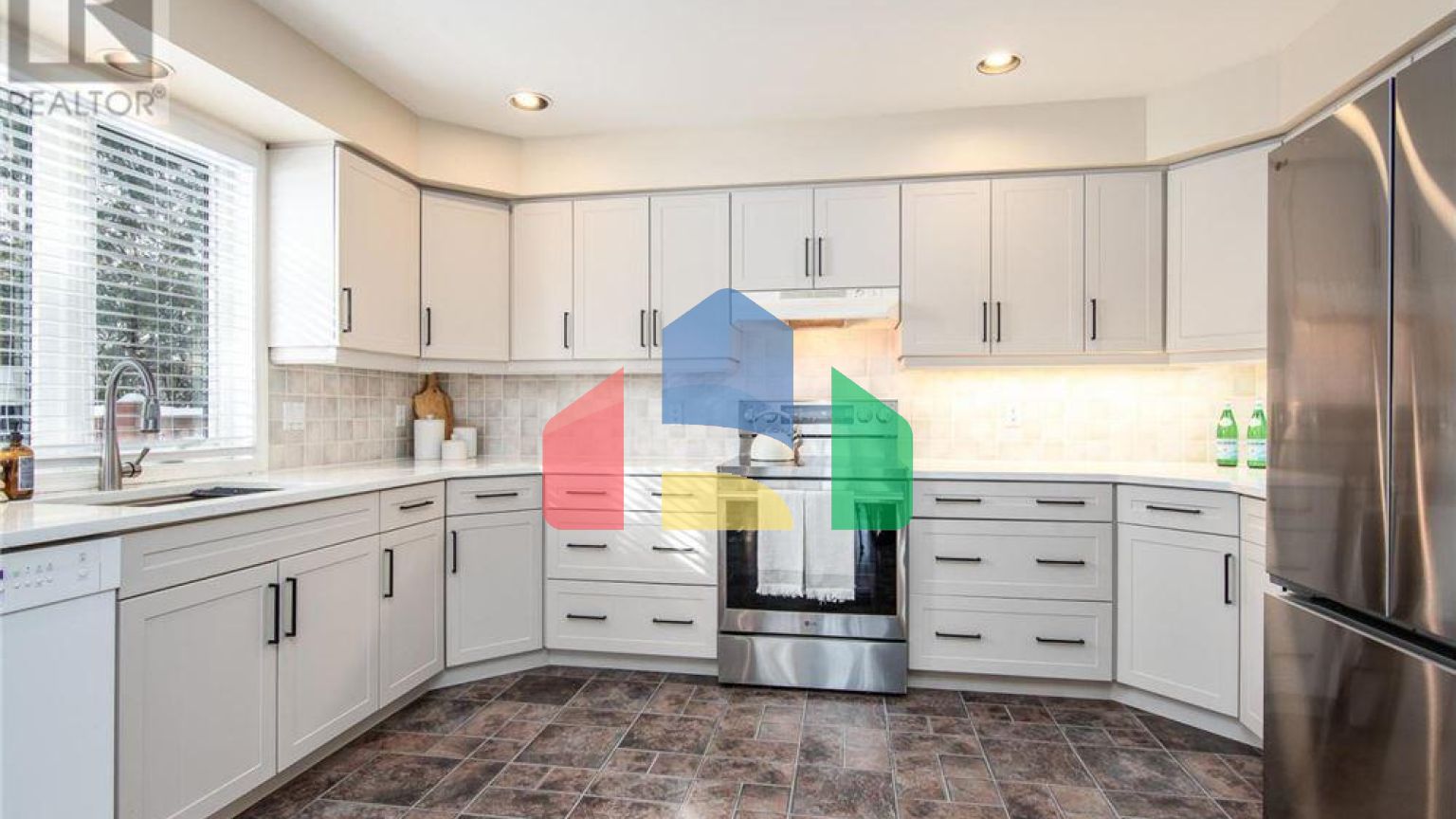 Residential - Single Family Home - Waterloo, Canada - Canada