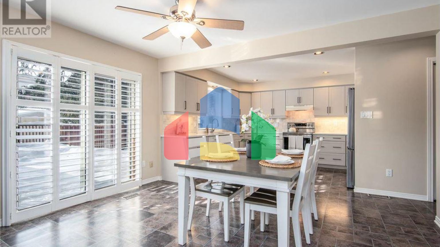 Residential - Single Family Home - Waterloo, Canada - Canada