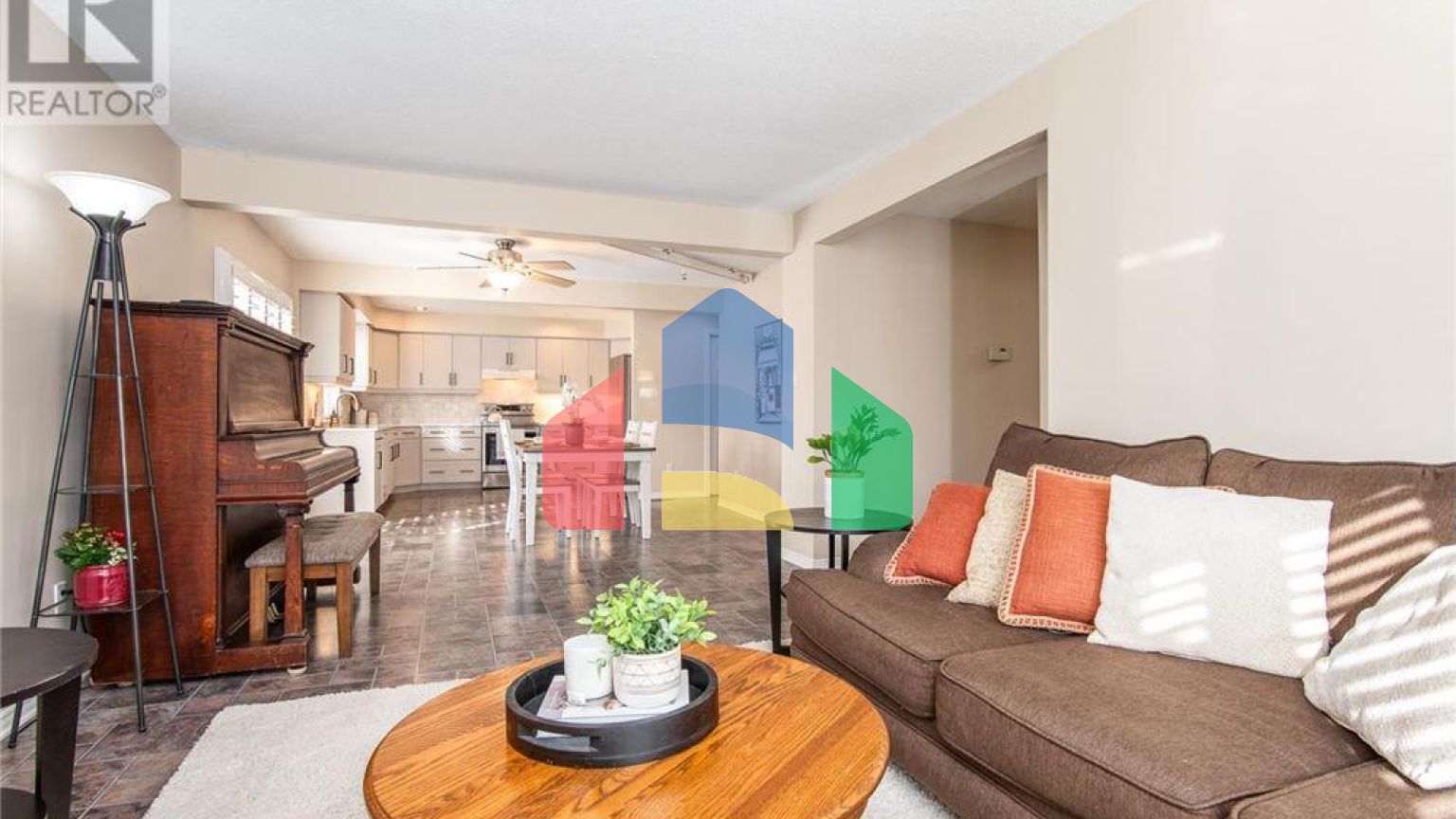 Residential - Single Family Home - Waterloo, Canada - Canada