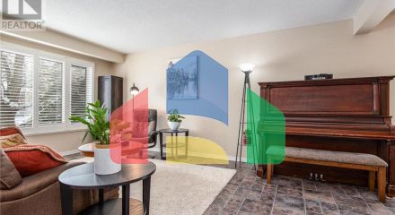 Residential - Single Family Home - Waterloo, Canada - Canada