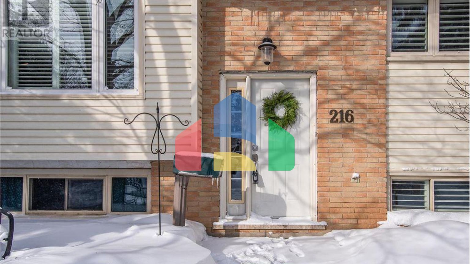 Residential - Single Family Home - Waterloo, Canada - Canada