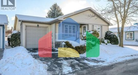 Residential - Single Family Home - Waterloo, Canada - Canada