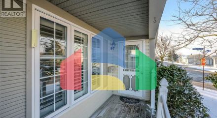 Residential - Single Family Home - Waterloo, Canada - Canada