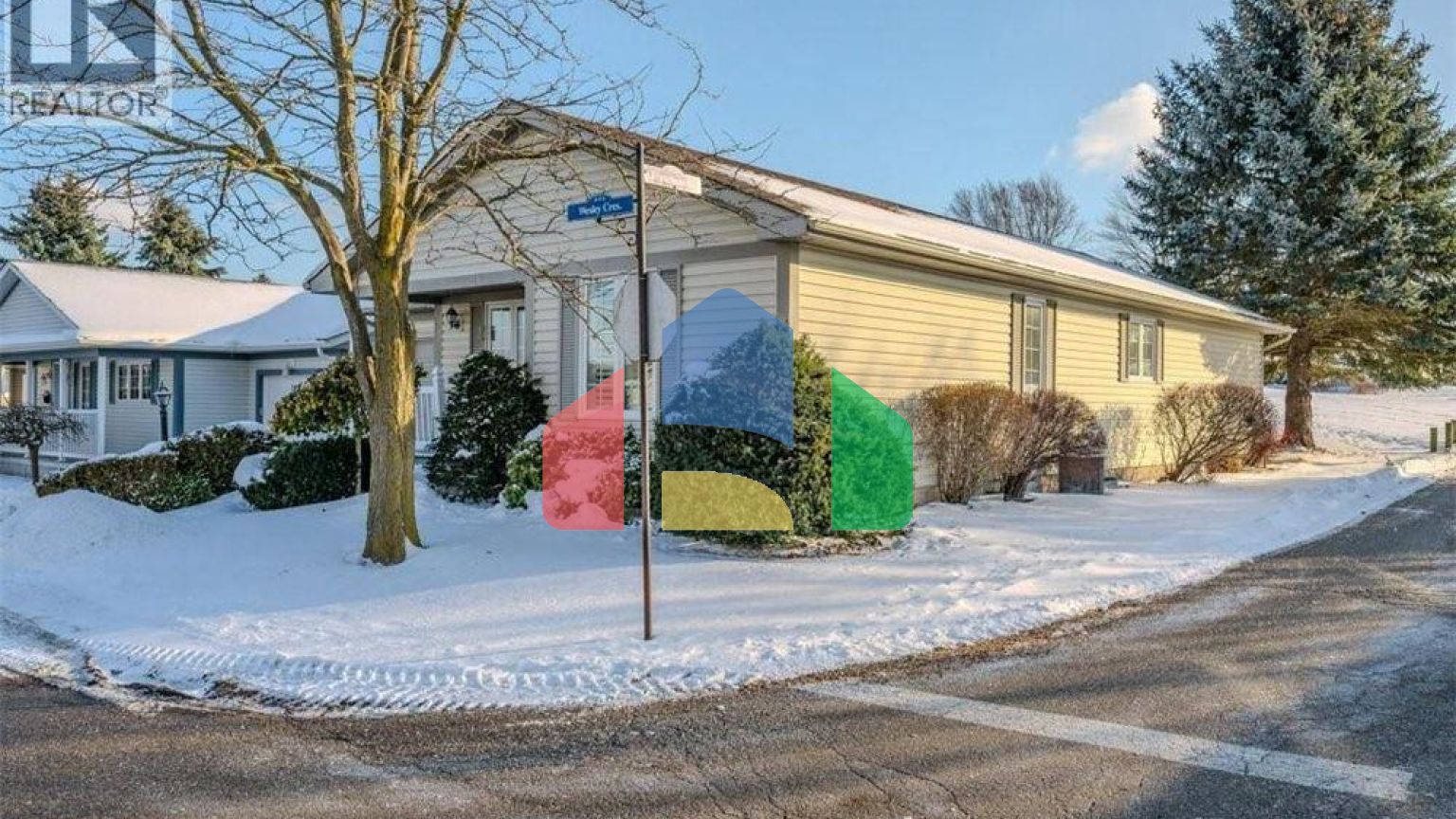 Residential - Single Family Home - Waterloo, Canada - Canada