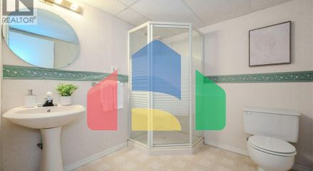 Residential - Single Family Home - Waterloo, Canada - Canada