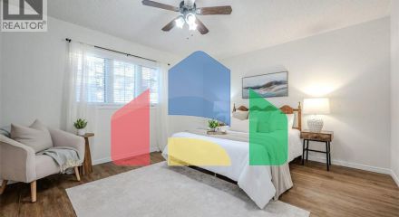 Residential - Single Family Home - Waterloo, Canada - Canada