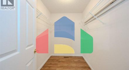 Residential - Single Family Home - Waterloo, Canada - Canada