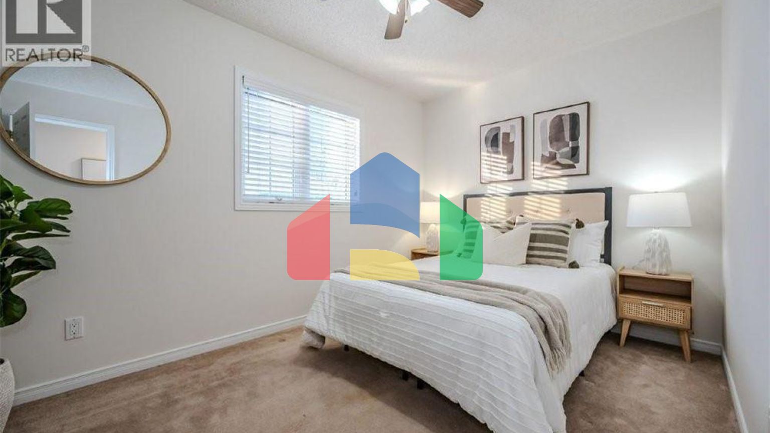 Residential - Single Family Home - Waterloo, Canada - Canada