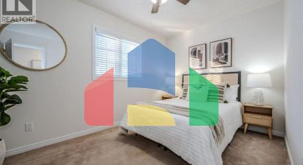 Residential - Single Family Home - Waterloo, Canada - Canada