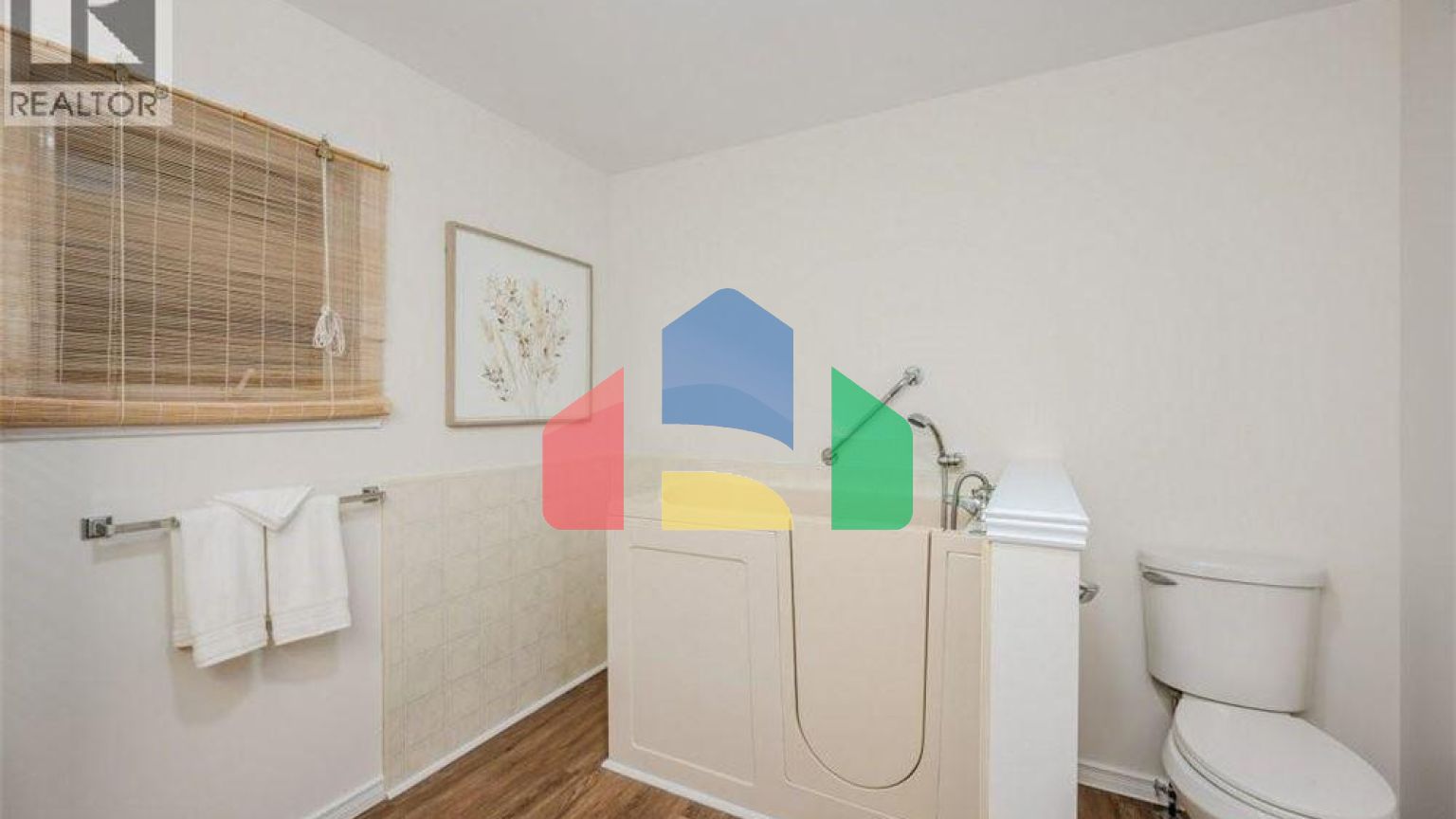 Residential - Single Family Home - Waterloo, Canada - Canada