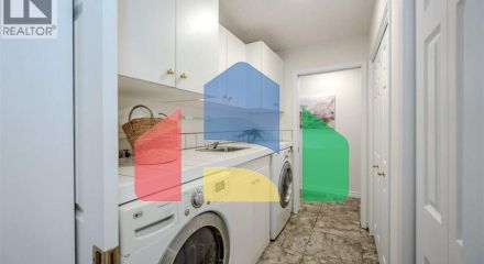 Residential - Single Family Home - Waterloo, Canada - Canada