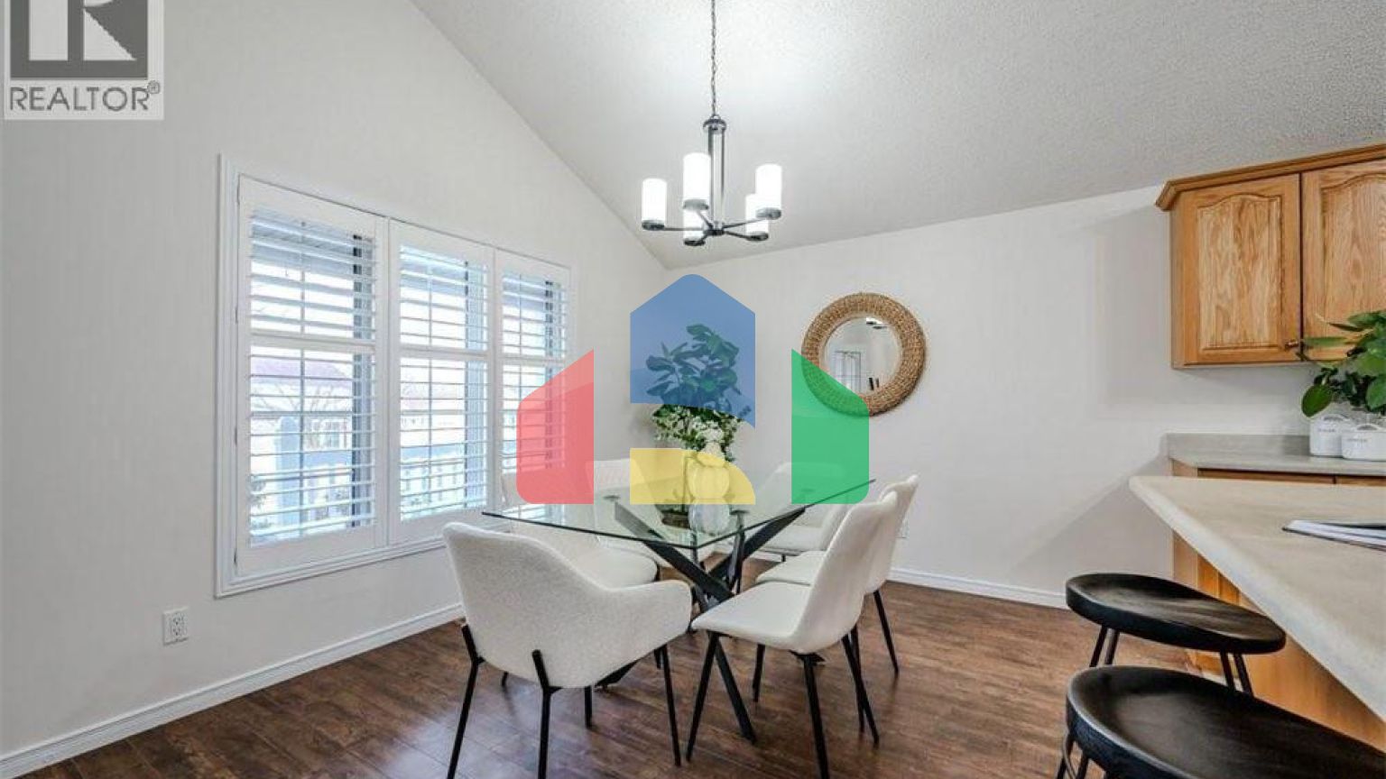 Residential - Single Family Home - Waterloo, Canada - Canada