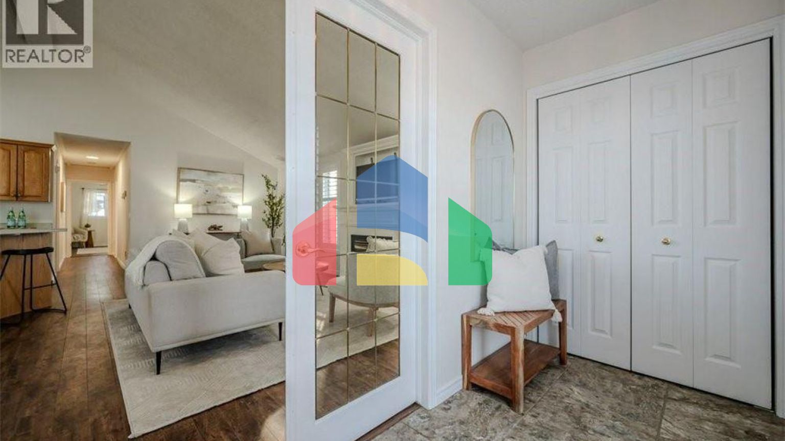 Residential - Single Family Home - Waterloo, Canada - Canada