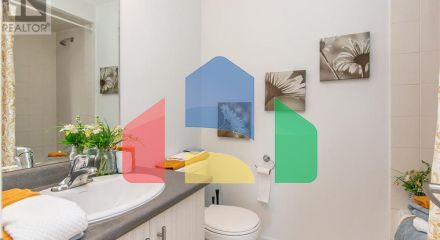 Residential - Single Family Home - Waterloo, Canada - Canada