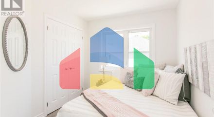 Residential - Single Family Home - Waterloo, Canada - Canada