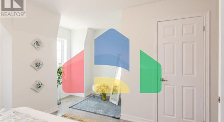 Residential - Single Family Home - Waterloo, Canada - Canada