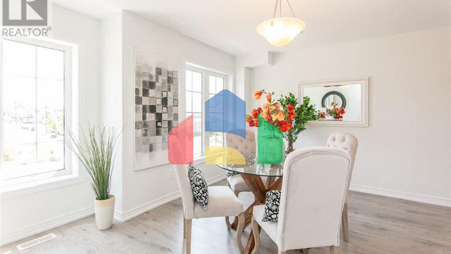 Residential - Single Family Home - Waterloo, Canada - Canada