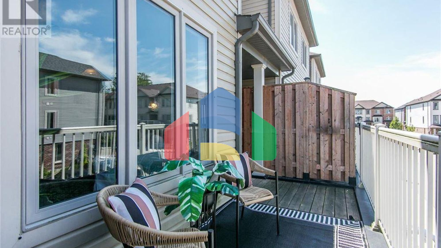 Residential - Single Family Home - Waterloo, Canada - Canada