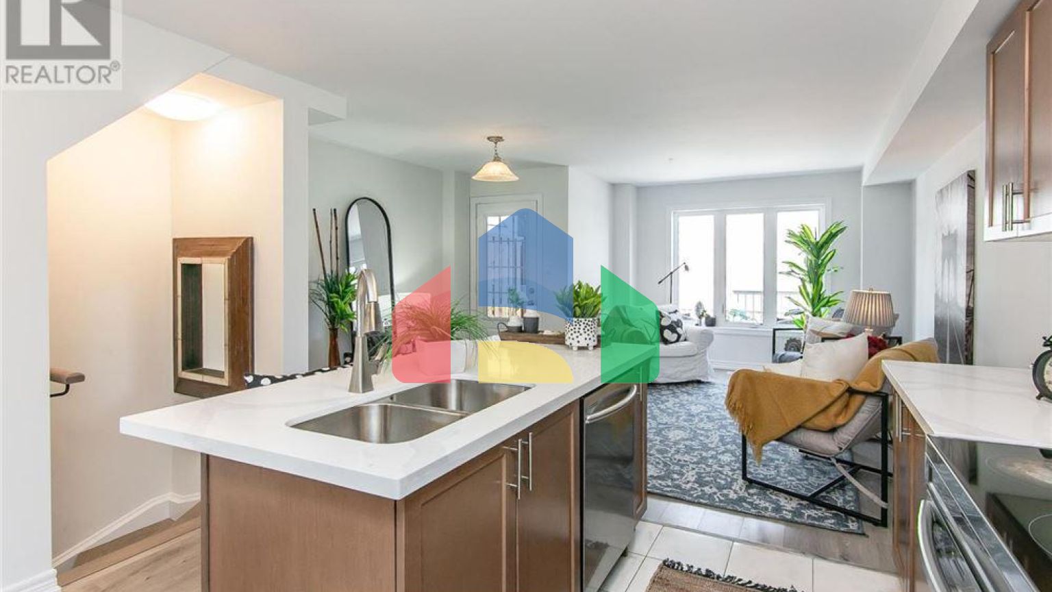 Residential - Single Family Home - Waterloo, Canada - Canada