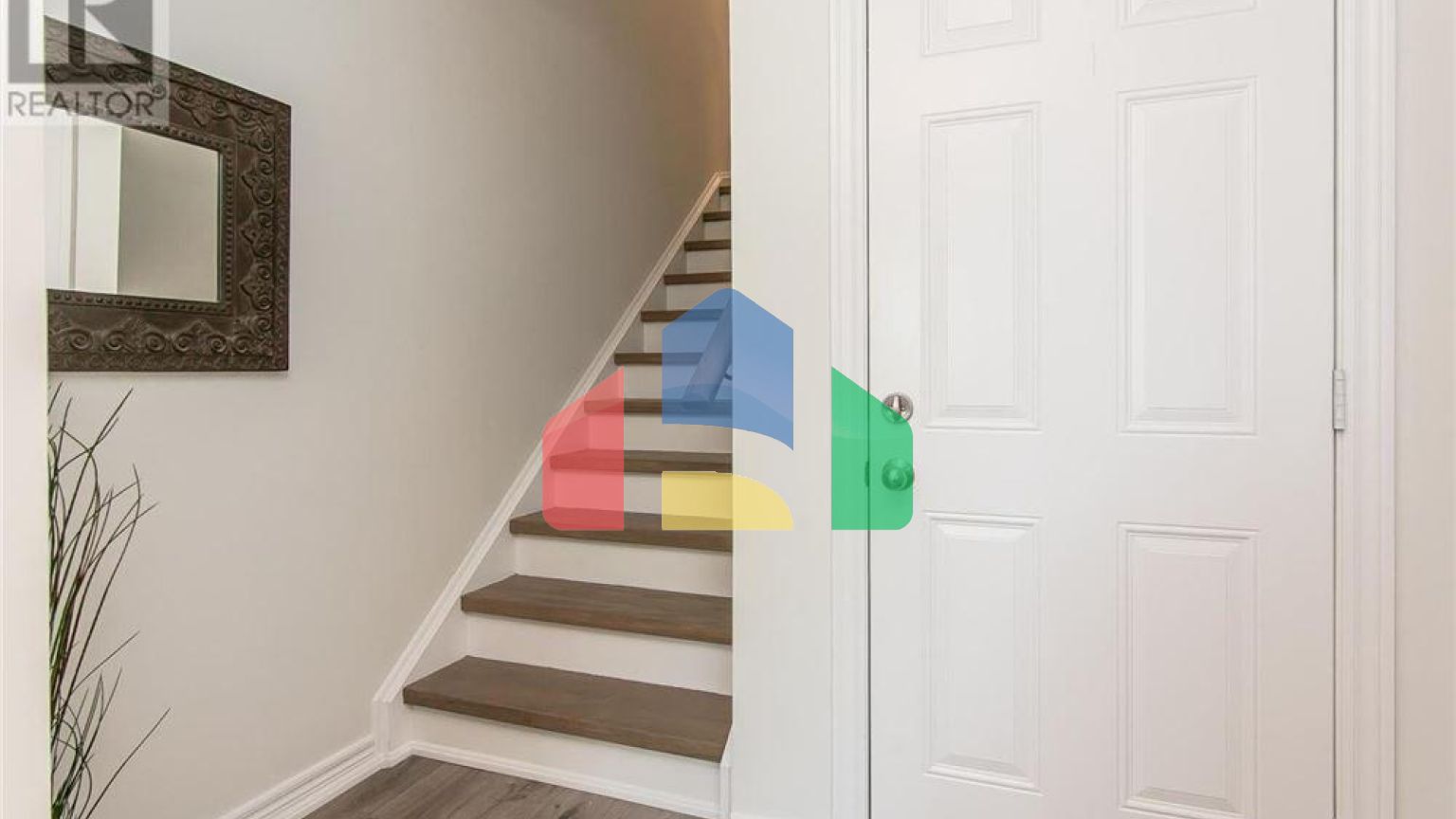 Residential - Single Family Home - Waterloo, Canada - Canada