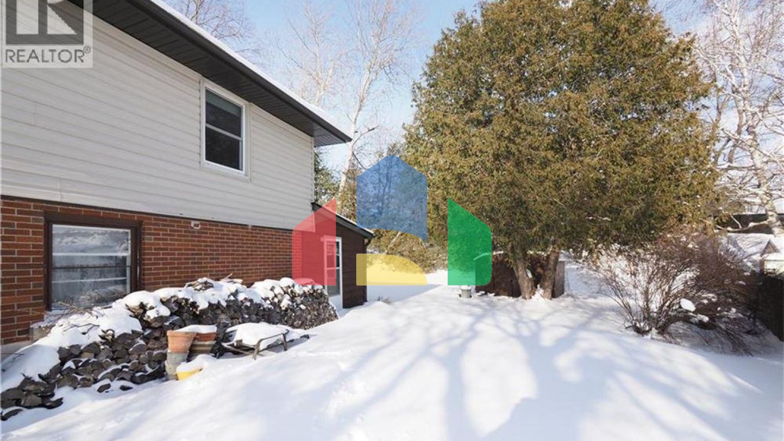 Residential - Single Family Home - Waterloo, Canada - Canada