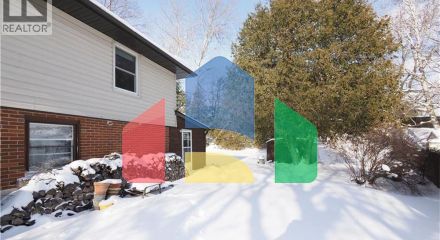 Residential - Single Family Home - Waterloo, Canada - Canada