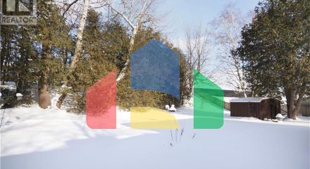 Residential - Single Family Home - Waterloo, Canada - Canada