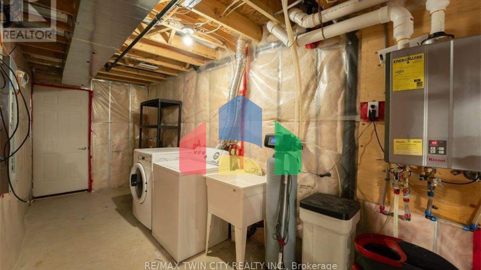 Residential - Single Family Home - Waterloo, Canada - Canada