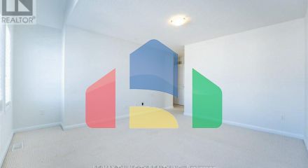 Residential - Single Family Home - Waterloo, Canada - Canada