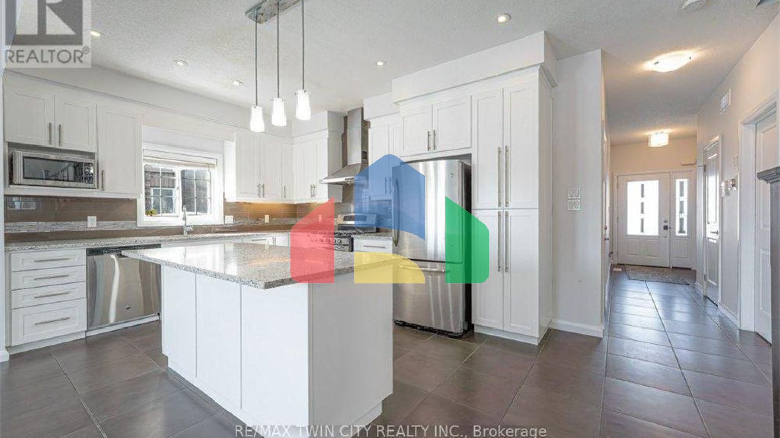 Residential - Single Family Home - Waterloo, Canada - Canada