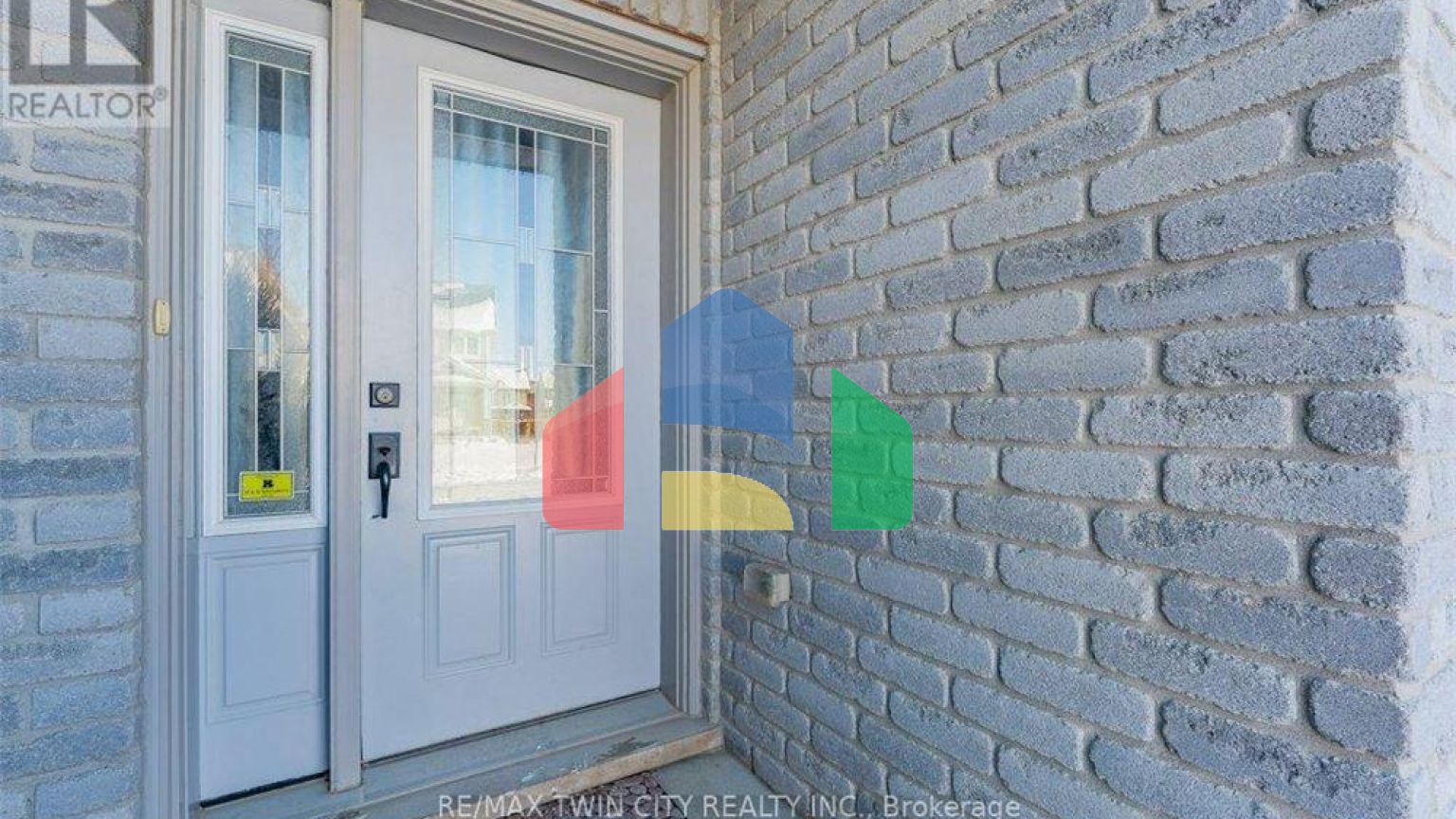 Residential - Single Family Home - Waterloo, Canada - Canada