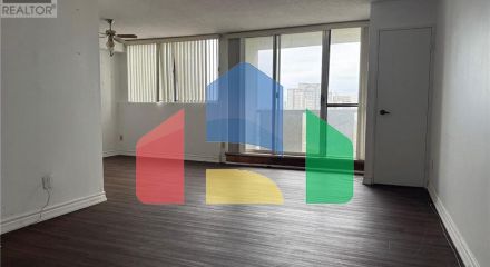 Residential - Single Family Home - Waterloo, Canada - Canada