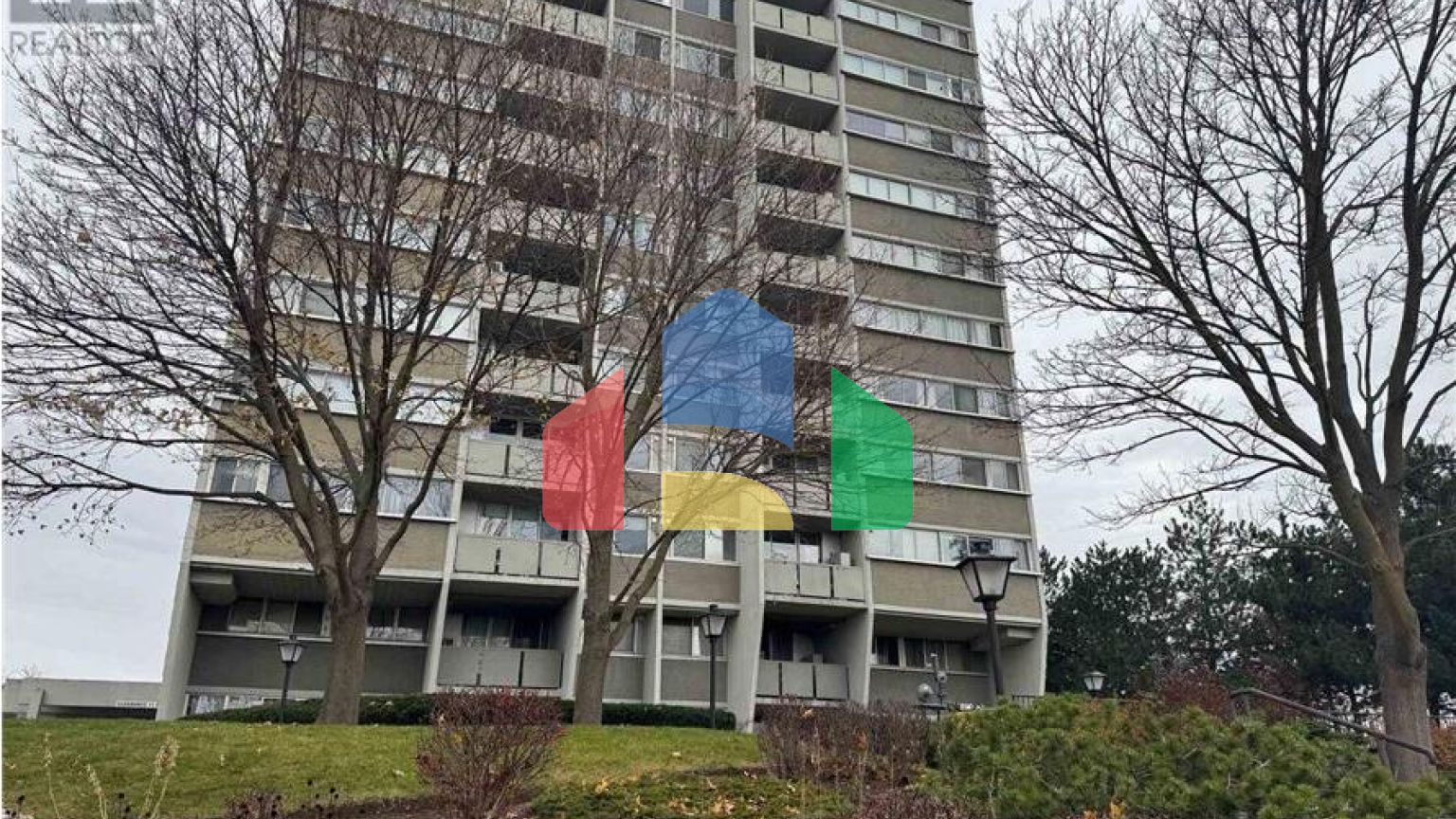 Residential - Single Family Home - Waterloo, Canada - Canada