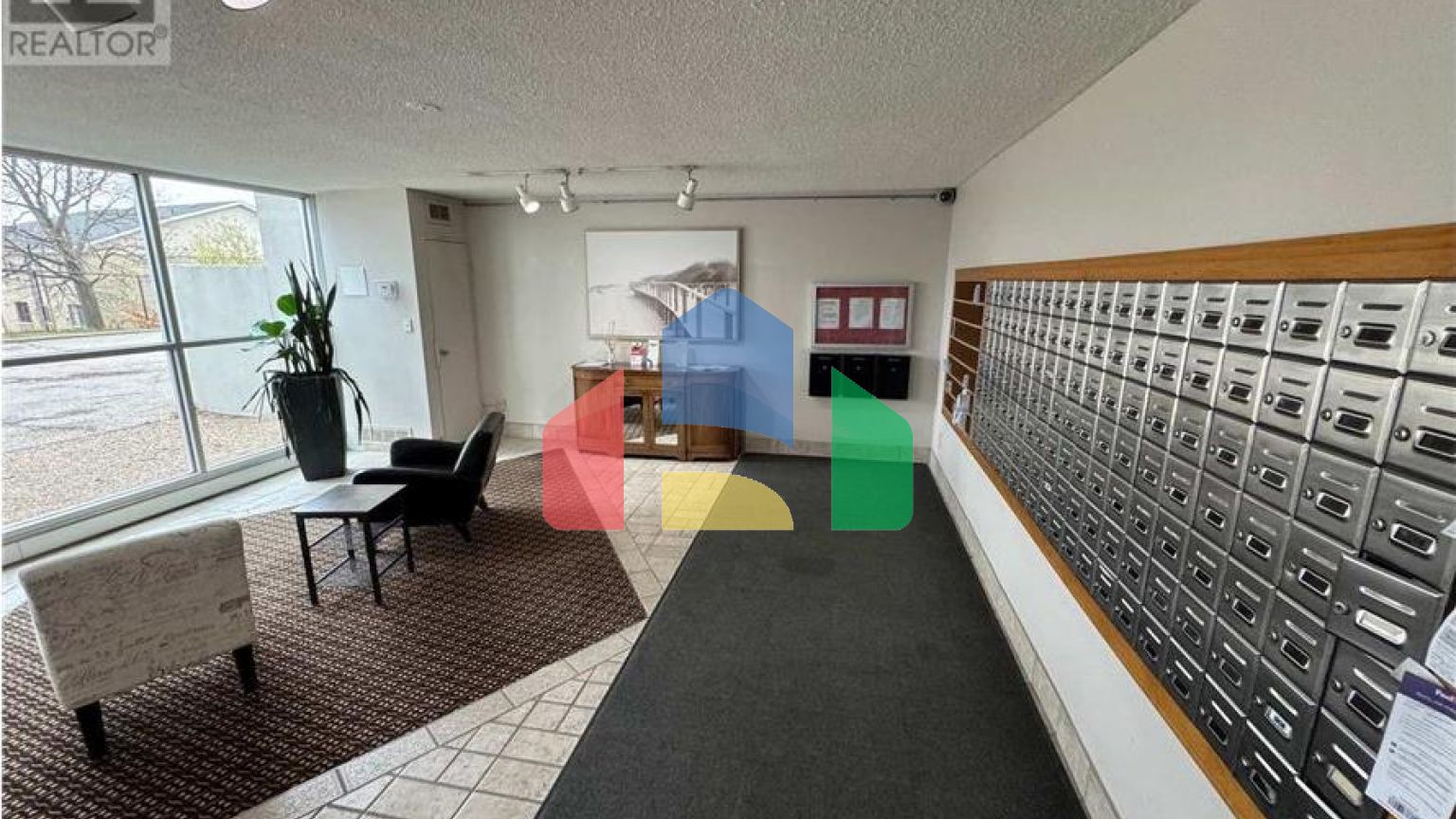 Residential - Single Family Home - Waterloo, Canada - Canada