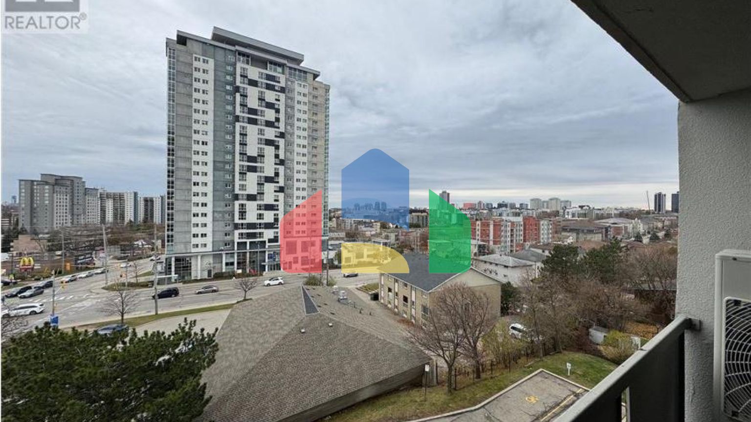 Residential - Single Family Home - Waterloo, Canada - Canada