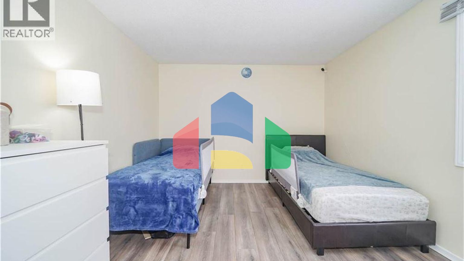 Residential - Condo/Apartment - Waterloo, Canada - Canada