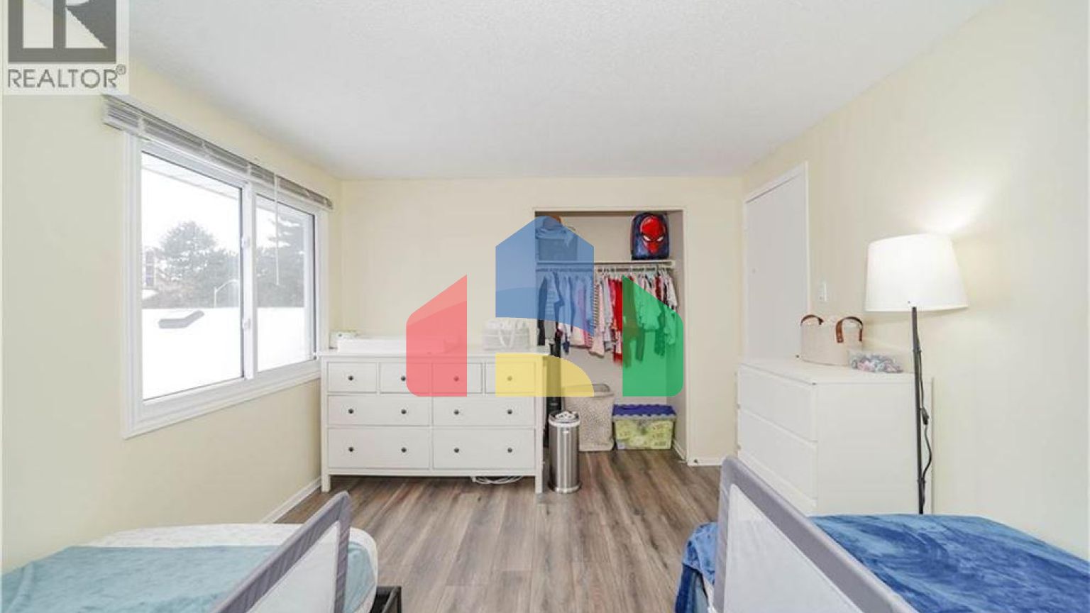 Residential - Condo/Apartment - Waterloo, Canada - Canada