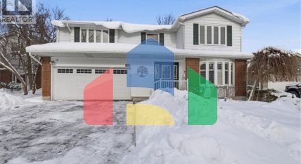 Residential - Single Family Home - Waterloo, Canada - Canada