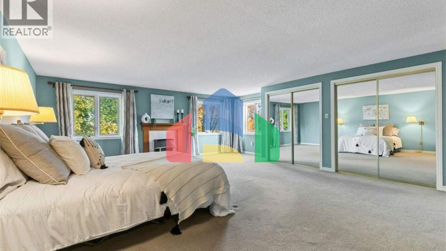 Residential - Single Family Home - Waterloo, Canada - Canada