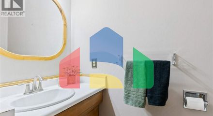 Residential - Single Family Home - Waterloo, Canada - Canada