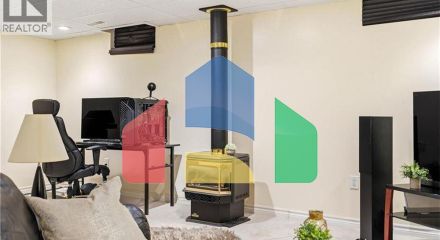 Residential - Single Family Home - Waterloo, Canada - Canada