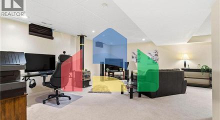 Residential - Single Family Home - Waterloo, Canada - Canada