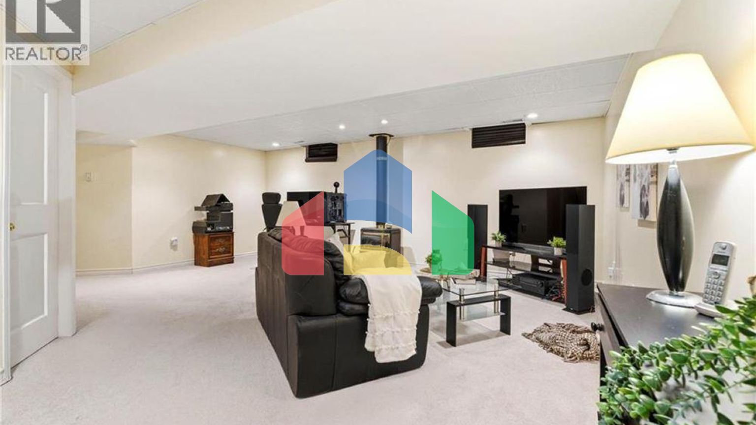 Residential - Single Family Home - Waterloo, Canada - Canada