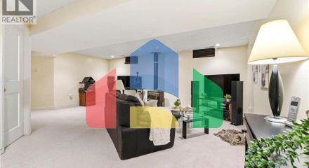 Residential - Single Family Home - Waterloo, Canada - Canada