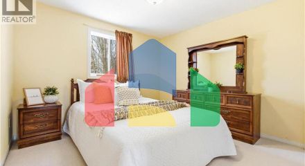 Residential - Single Family Home - Waterloo, Canada - Canada