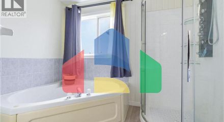 Residential - Single Family Home - Waterloo, Canada - Canada