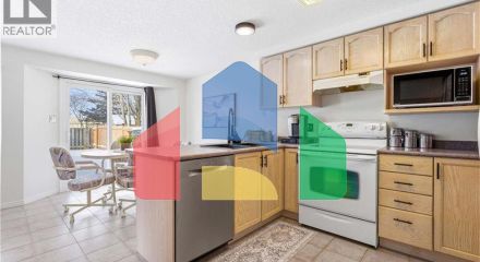 Residential - Single Family Home - Waterloo, Canada - Canada