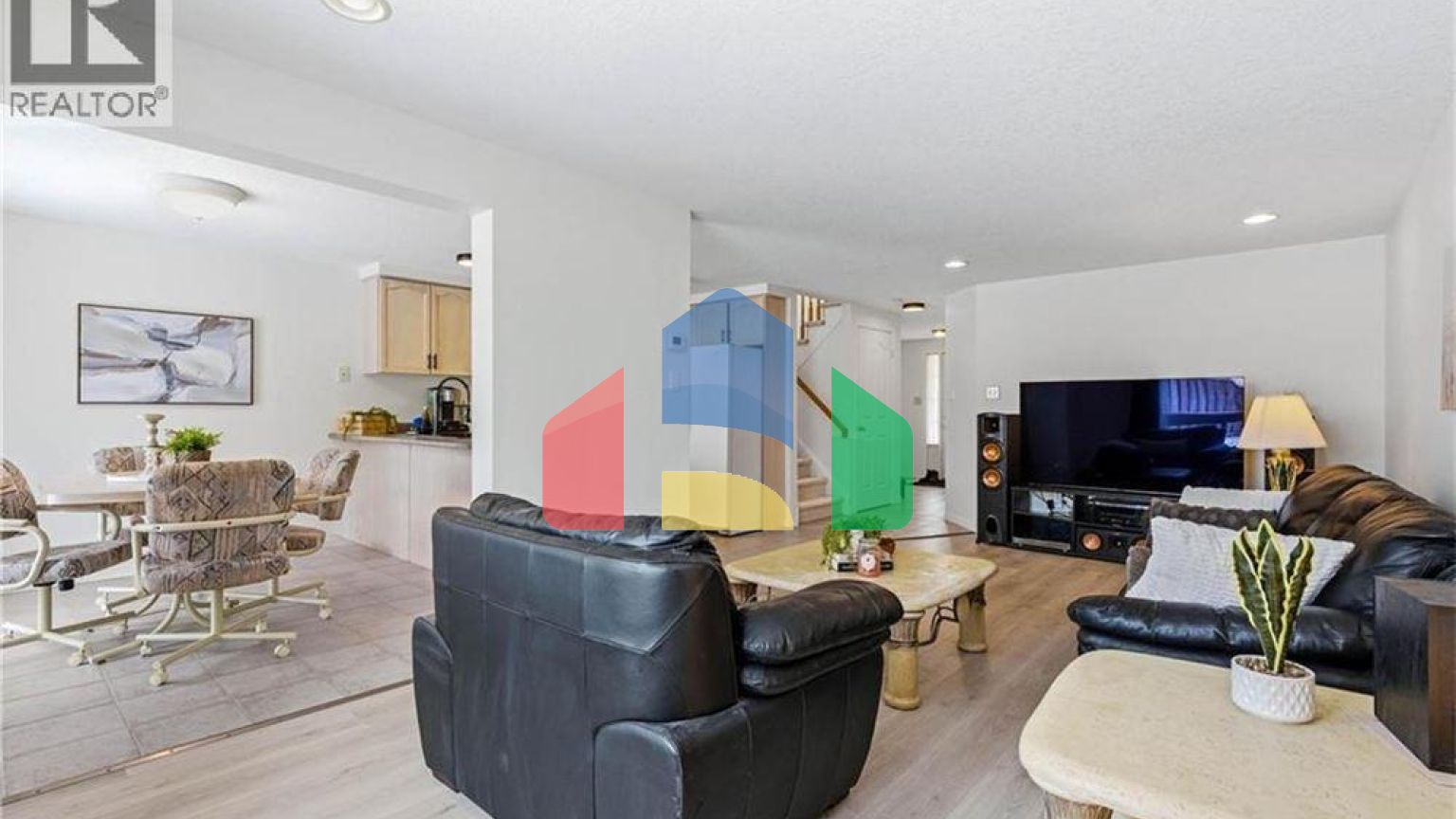 Residential - Single Family Home - Waterloo, Canada - Canada