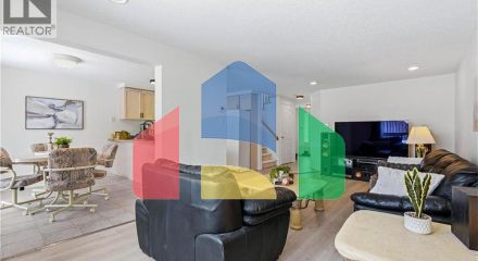 Residential - Single Family Home - Waterloo, Canada - Canada